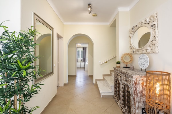 Foto van Villa in kustplaats Carvoeiro, Algarve - Vakantiehuis in Carvoeiro - Landing