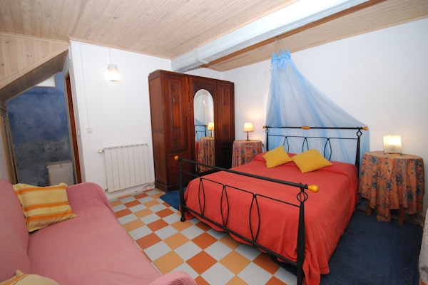 Foto van Boerderij in Soudos met tuin - Vakantiehuis in Soudos - BedRoom
