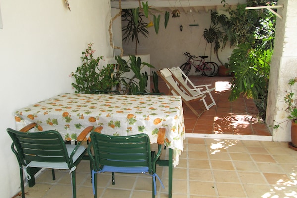 Foto van Boerderij in Soudos met tuin - Vakantiehuis in Soudos - TerraceBalcony