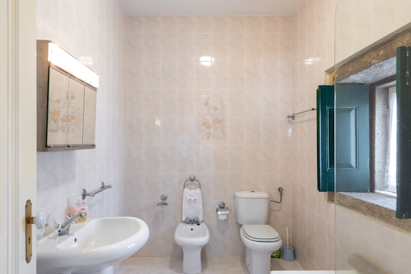Foto van Vakantiehuis in Arcozelo met privézwembad - Vakantiehuis in Ponte de Lima - BathRoom