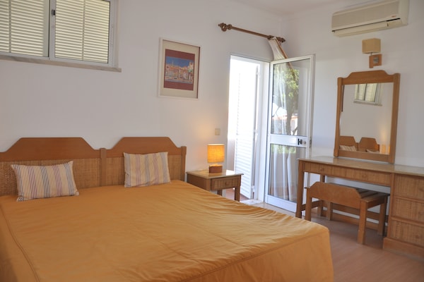 Foto van Villa in Vilamoura met Zwembad en Golf - Vakantiehuis in Vilamoura - BedRoom