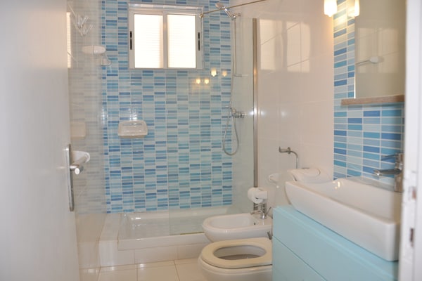Foto van Villa in Vilamoura met Zwembad en Golf - Vakantiehuis in Vilamoura - BathRoom