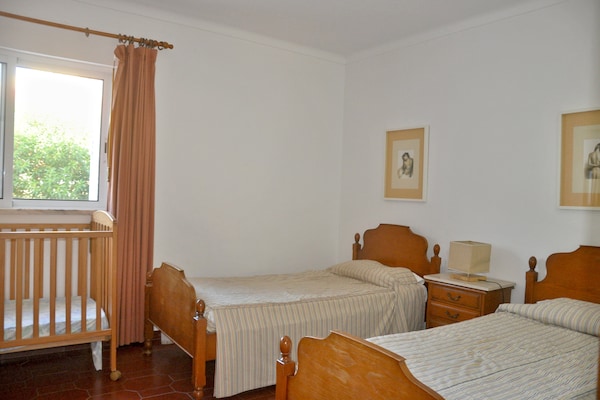 Foto van Villa in Vilamoura met Zwembad & Terras - Vakantiehuis in Vilamoura - BedRoom