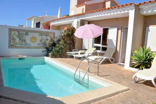 Foto van Villa in Vilamoura met Zwembad & Terras - Vakantiehuis in Vilamoura - PoolOfHouse