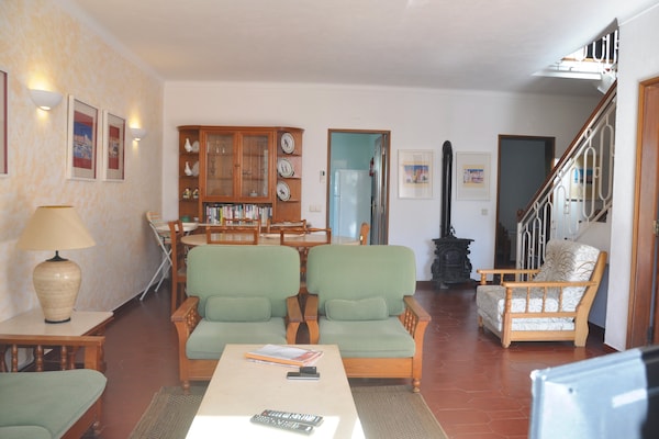 Foto van Villa in Vilamoura met Zwembad & Terras - Vakantiehuis in Vilamoura - LivingRoom