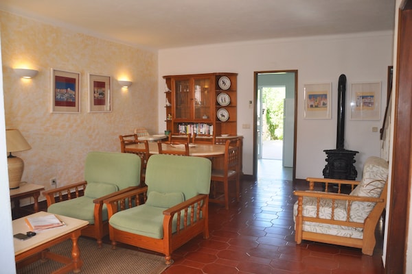 Foto van Villa in Vilamoura met Zwembad & Terras - Vakantiehuis in Vilamoura - LivingRoom