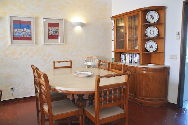 Foto van Villa in Vilamoura met Zwembad & Terras - Vakantiehuis in Vilamoura - DiningRoom