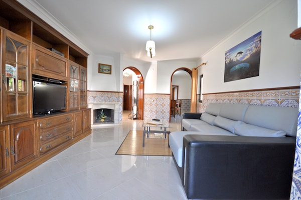Foto van Villa in Vilamoura met zwembad bij golfbanen - Vakantiehuis in Vilamoura - LivingRoom