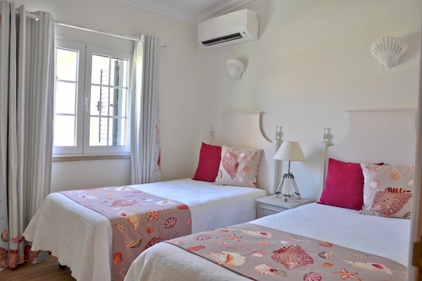 Foto van Villa in Vilamoura met privézwembad - Vakantiehuis in Vilamoura - BedRoom