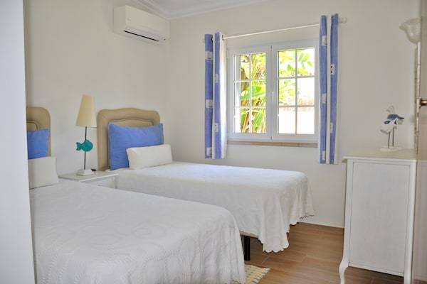 Foto van Villa in Vilamoura met privézwembad - Vakantiehuis in Vilamoura - BedRoom