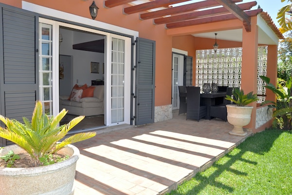 Foto van Villa in Vilamoura met privézwembad - Vakantiehuis in Vilamoura - TerraceBalcony