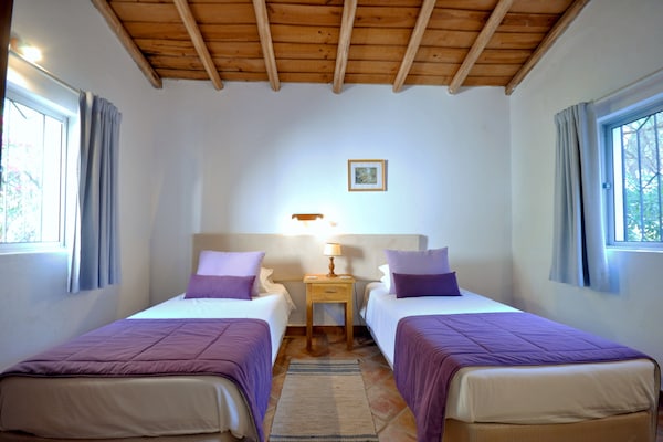 Foto van Villa in Almancil met Zwembad en Golfbaan - Vakantiehuis in Almancil - BedRoom