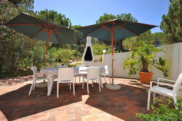 Foto van Villa in Almancil met Zwembad en Golfbaan - Vakantiehuis in Almancil - TerraceBalcony