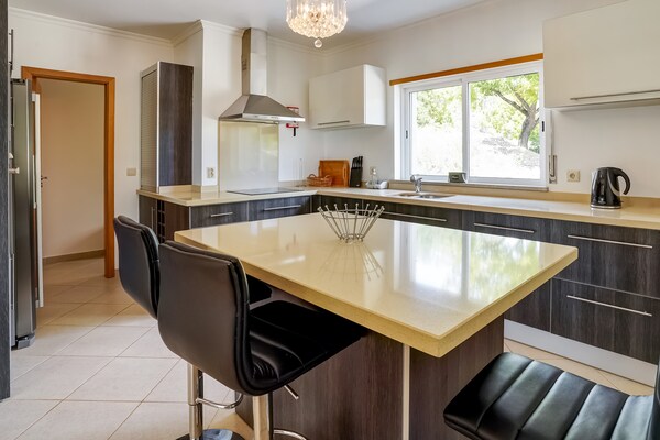 Foto van Prachtige villa met privé zwembad nabij Tavira - Vakantiehuis in Santo Estevão - Kitchen