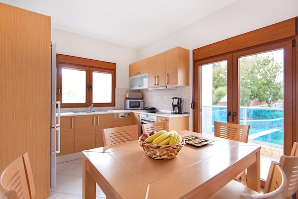 Foto van Vakantiehuis in Kiotari met een terras - Vakantiehuis in Kiotari - Kitchen