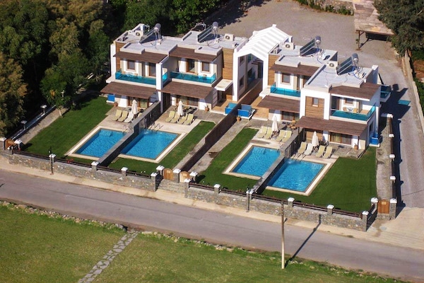 Foto van Vakantiehuis in Kiotari met een barbecue - Vakantiehuis in Kiotari - Ambiance